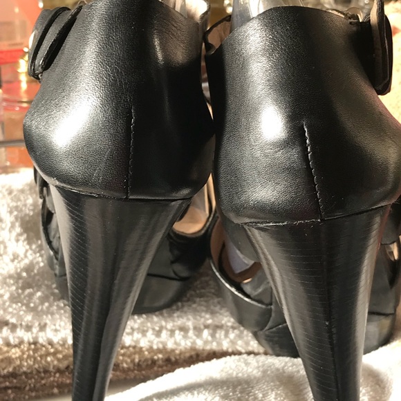 Black silver hard wear Michael Kors heels size 6 - Picture 5 of 8